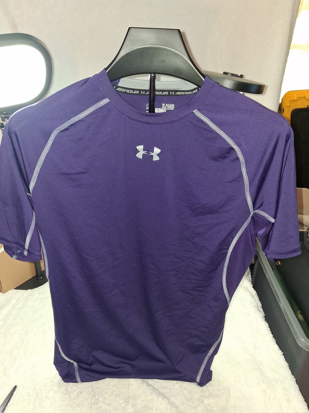 💜 Under Armour HeatGear Compression Shirt — Men’s XL